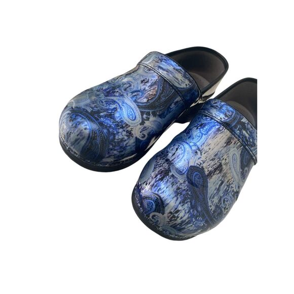 Dansko Blue Floral Patent Clogs Sz 41 - Picture 6 of 9